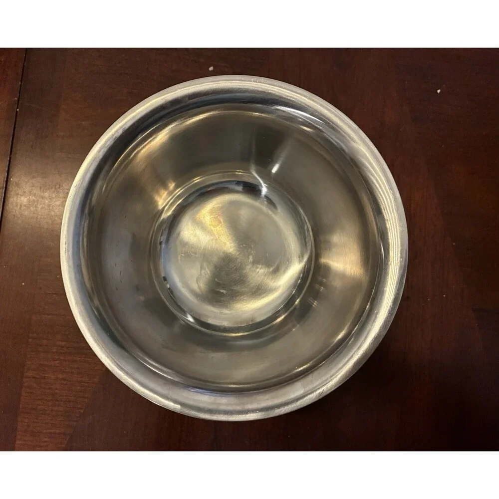 Oneida 18/8 Stainless Steel Small Footed Bowl Crafted in Japan Polished Silver